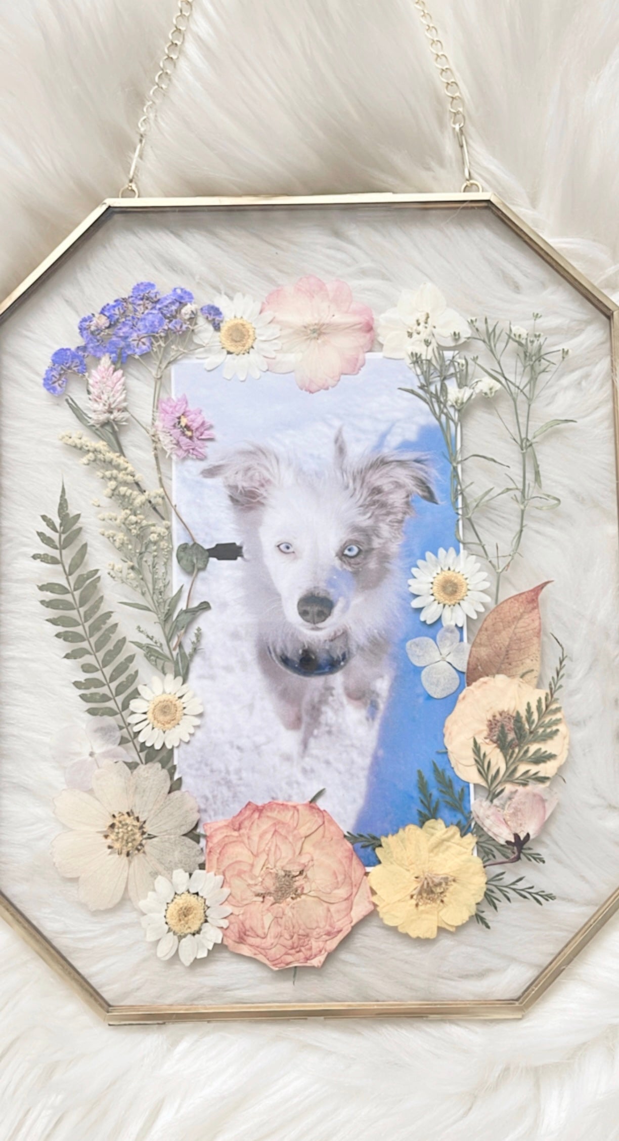 ❋ October 11 @ Fern + Skye ❋ 11:30a - Photo or Hand/Footprint Floral Frame Workshop