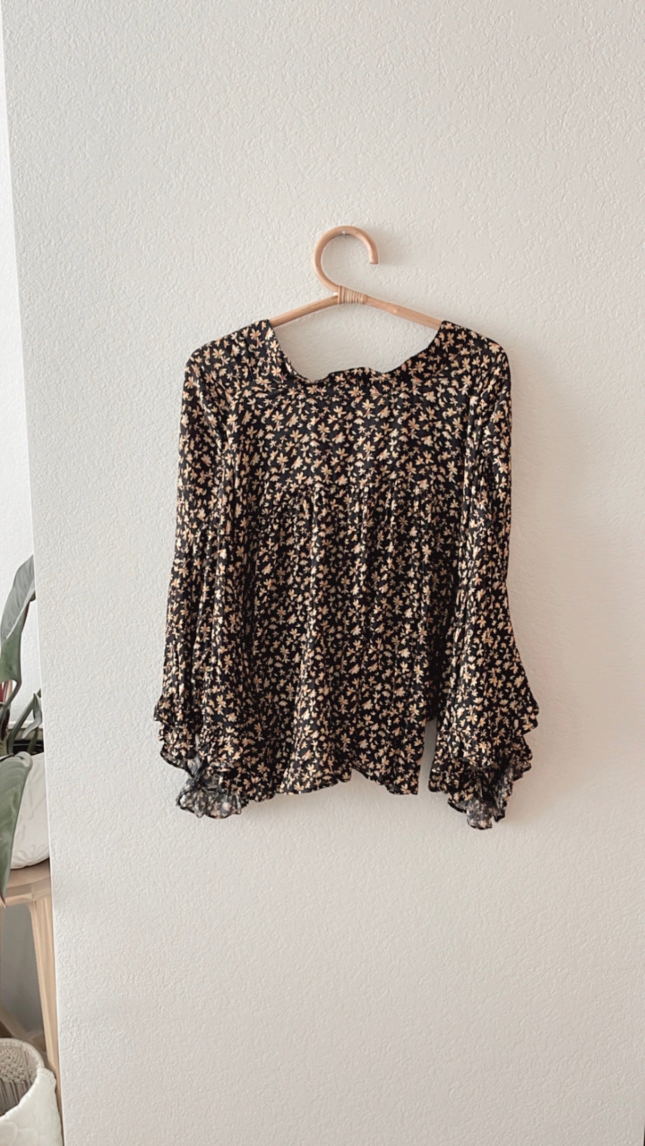EUC Free People Calisto Bed Jacket (LARGE)