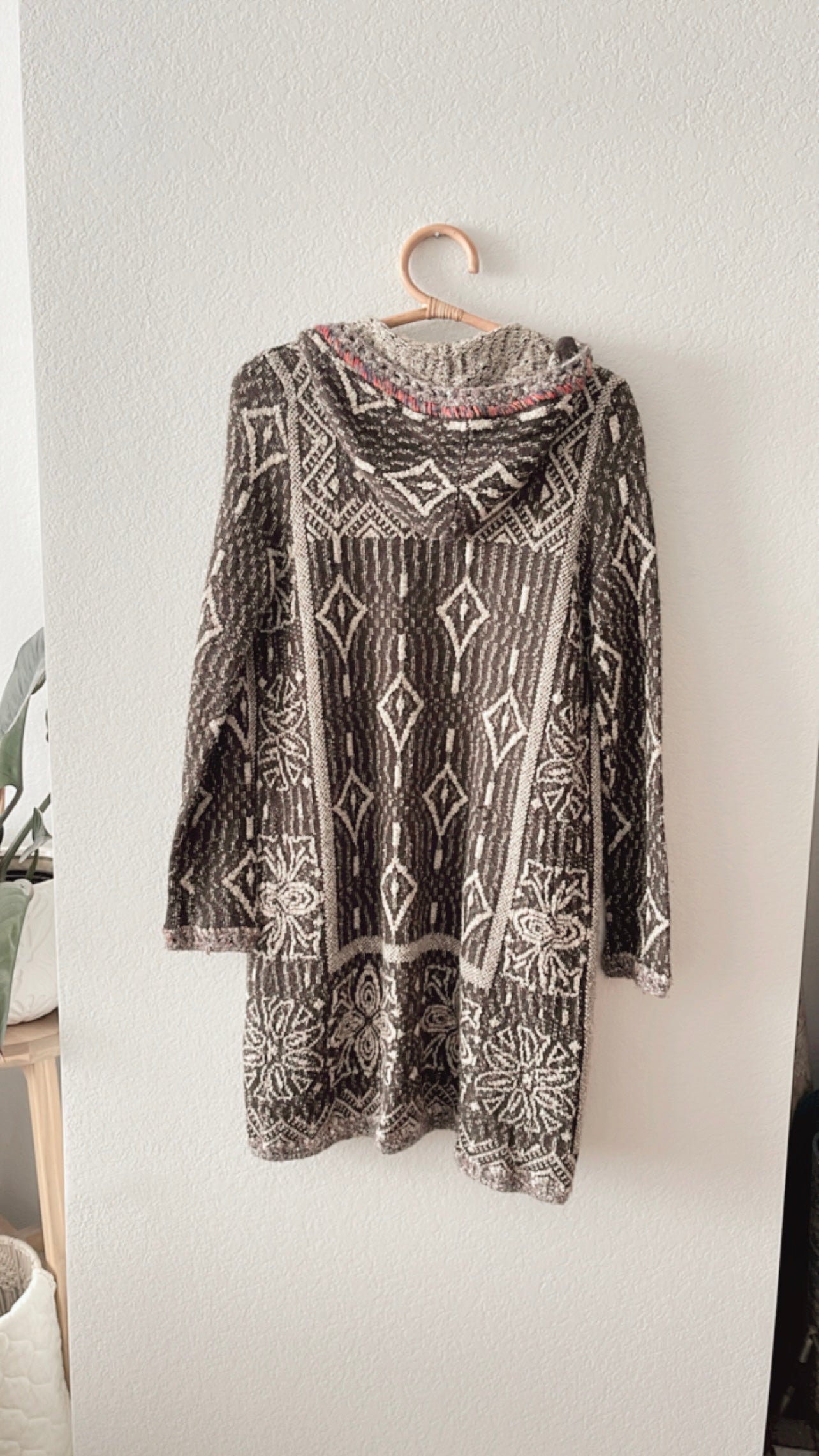 EUC Free People Kai Tassel Hooded Cardigan (MEDIUM)