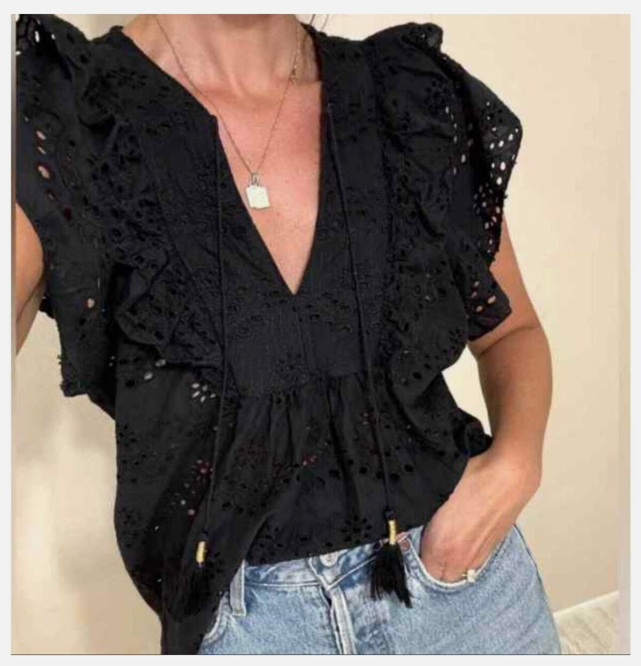NWT Nicole Miller Eyelet Top (MEDIUM)