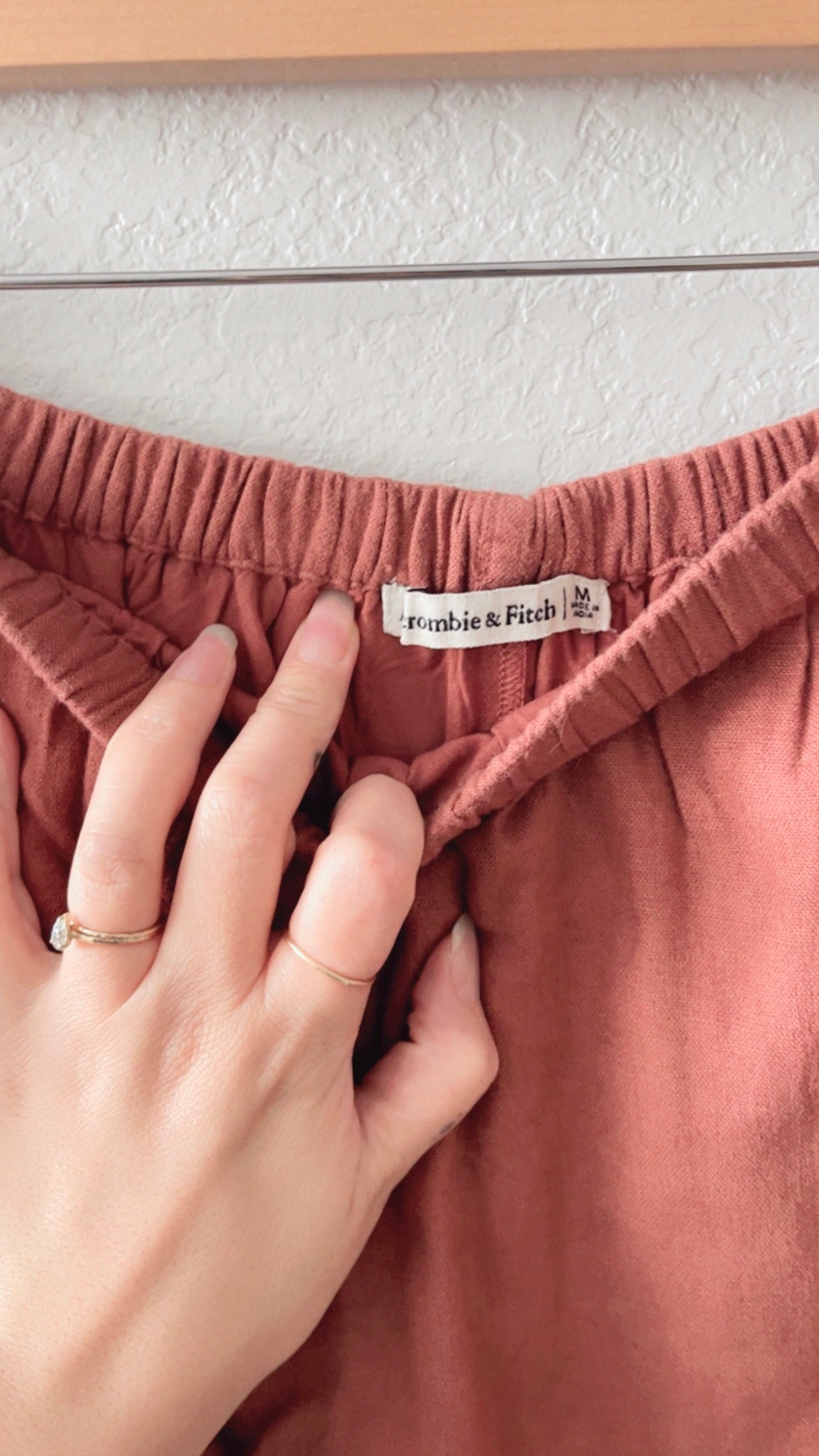 EUC Abercrombie & Fitch Skirt (MEDIUM)