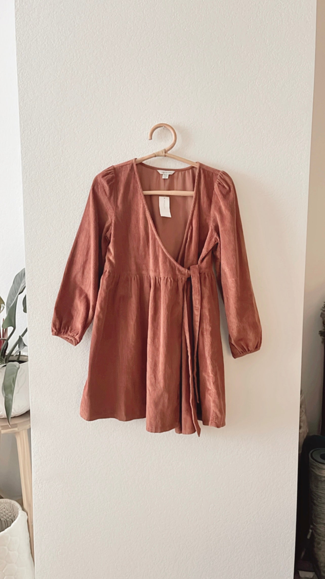 NWT American Eagle Corduroy Wrap Dress (MEDIUM PETITE) NWT American Eagle Corduroy Wrap Dress (MEDIUM PETITE)