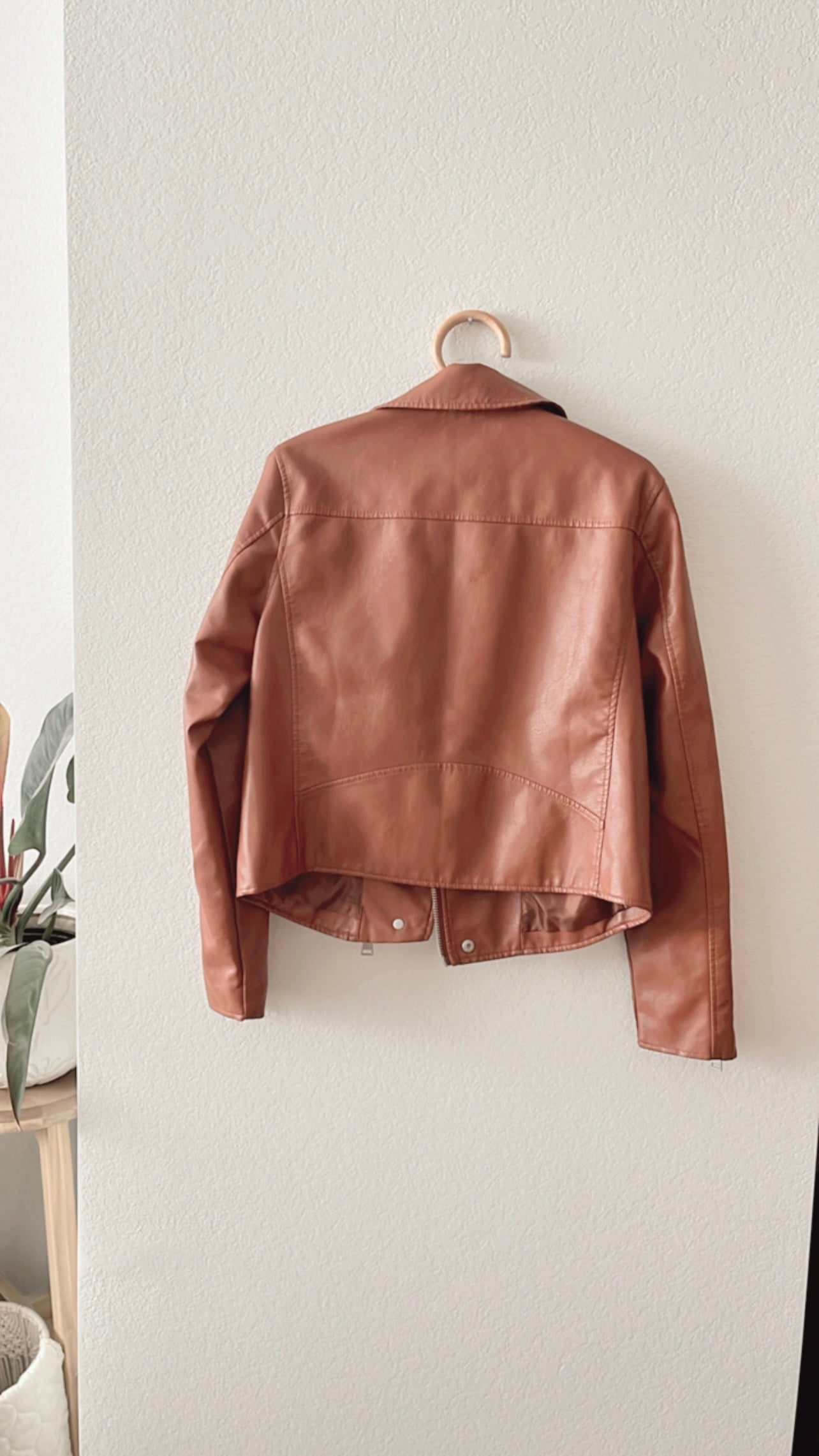 NWOT Anthropologie Faux Leather Jacket (MEDIUM)