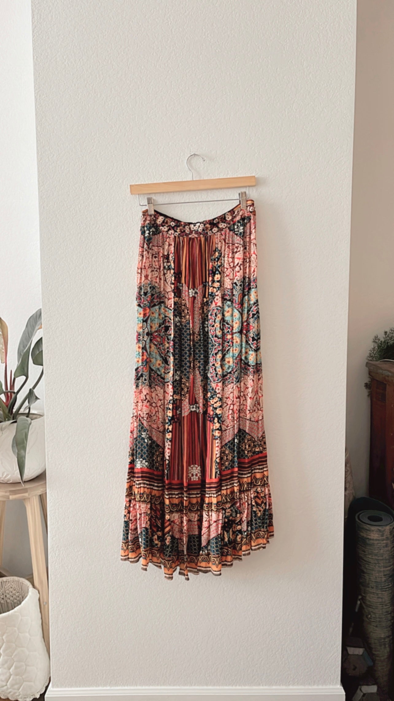 NWT Bhanuni by Jyoti Maxi Skirt (SIZE 4)