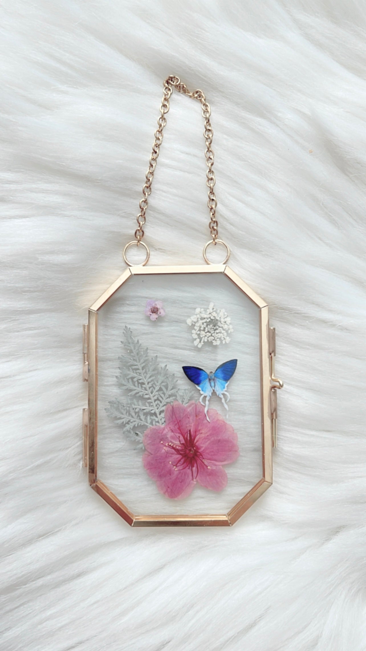 Carly Paper Replica Floral Frame