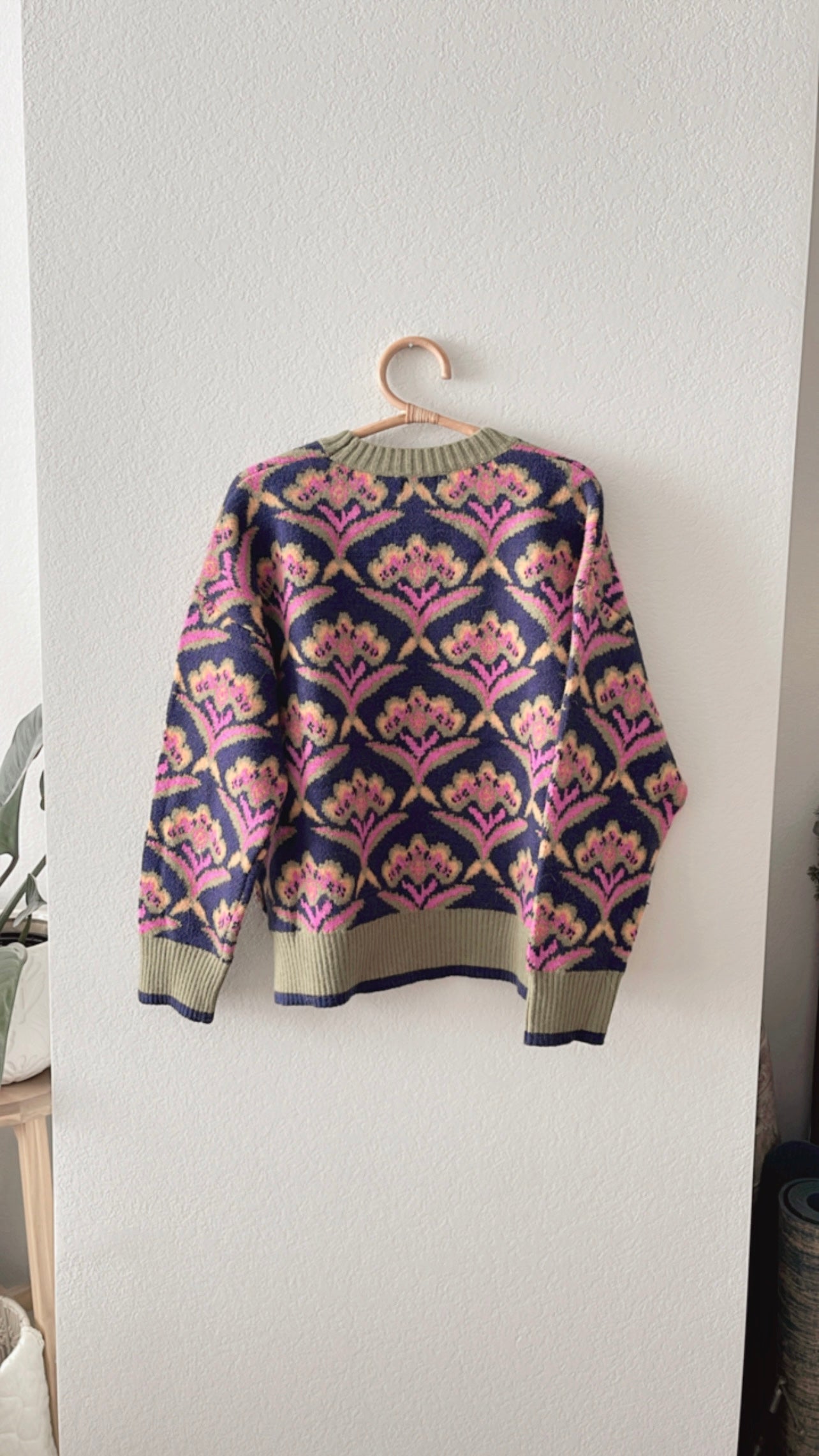 NWT En Merci Ariana Sweater (LARGE)