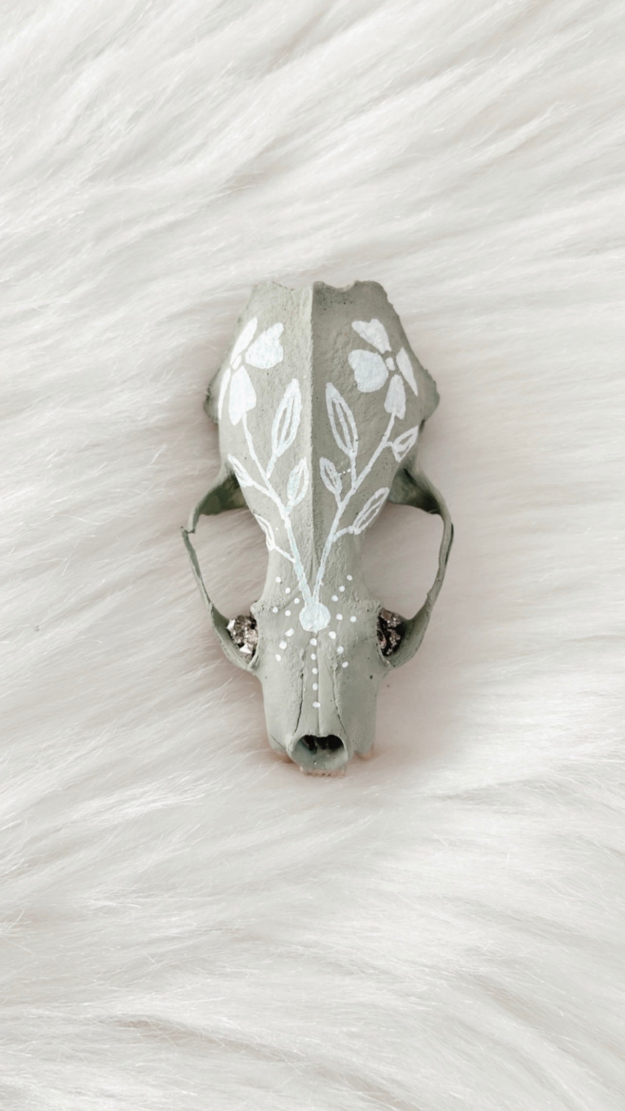 Enya Mink Skull