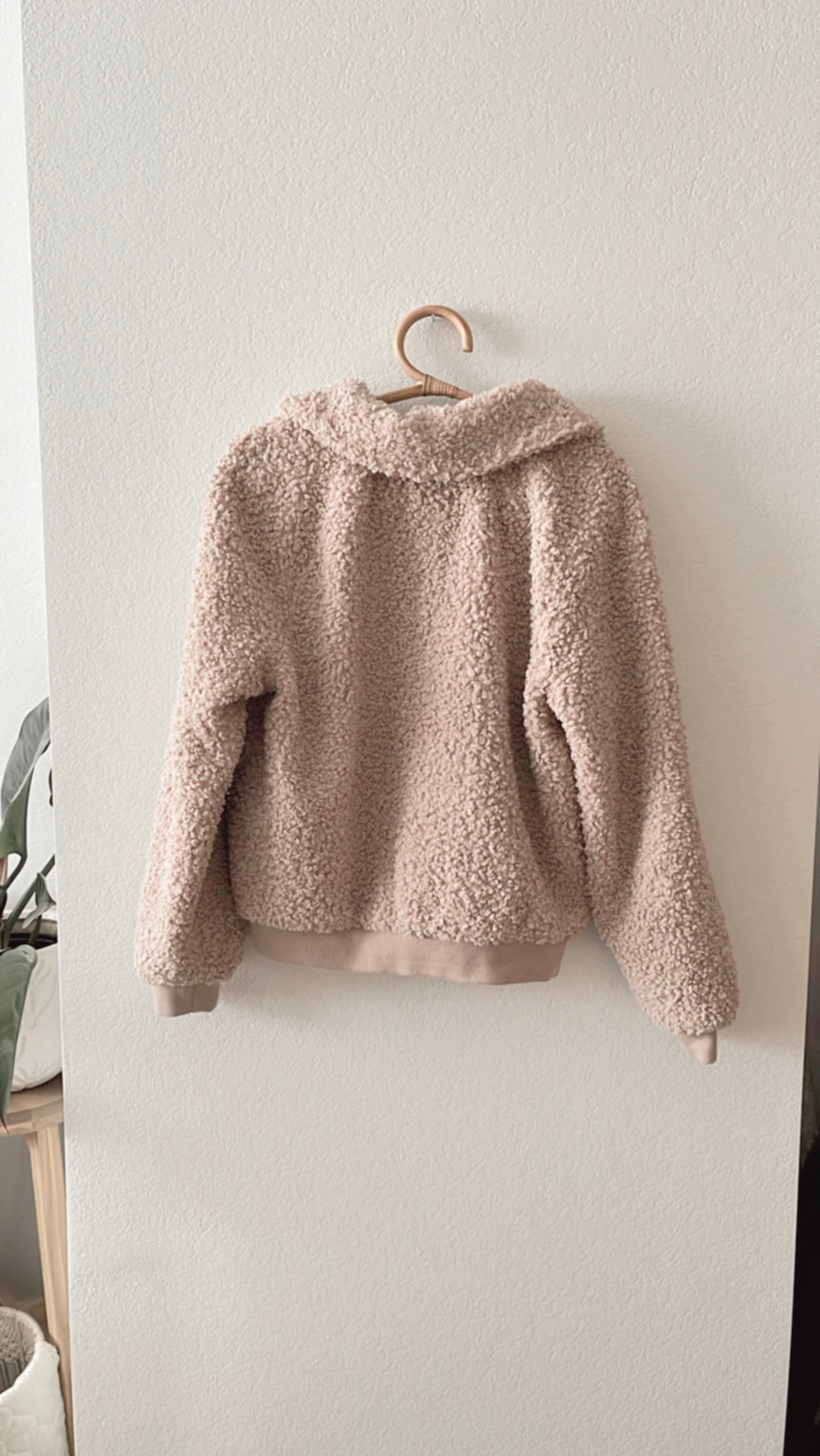 EUC Gentle Fawn Teddy Jacket (LARGE)