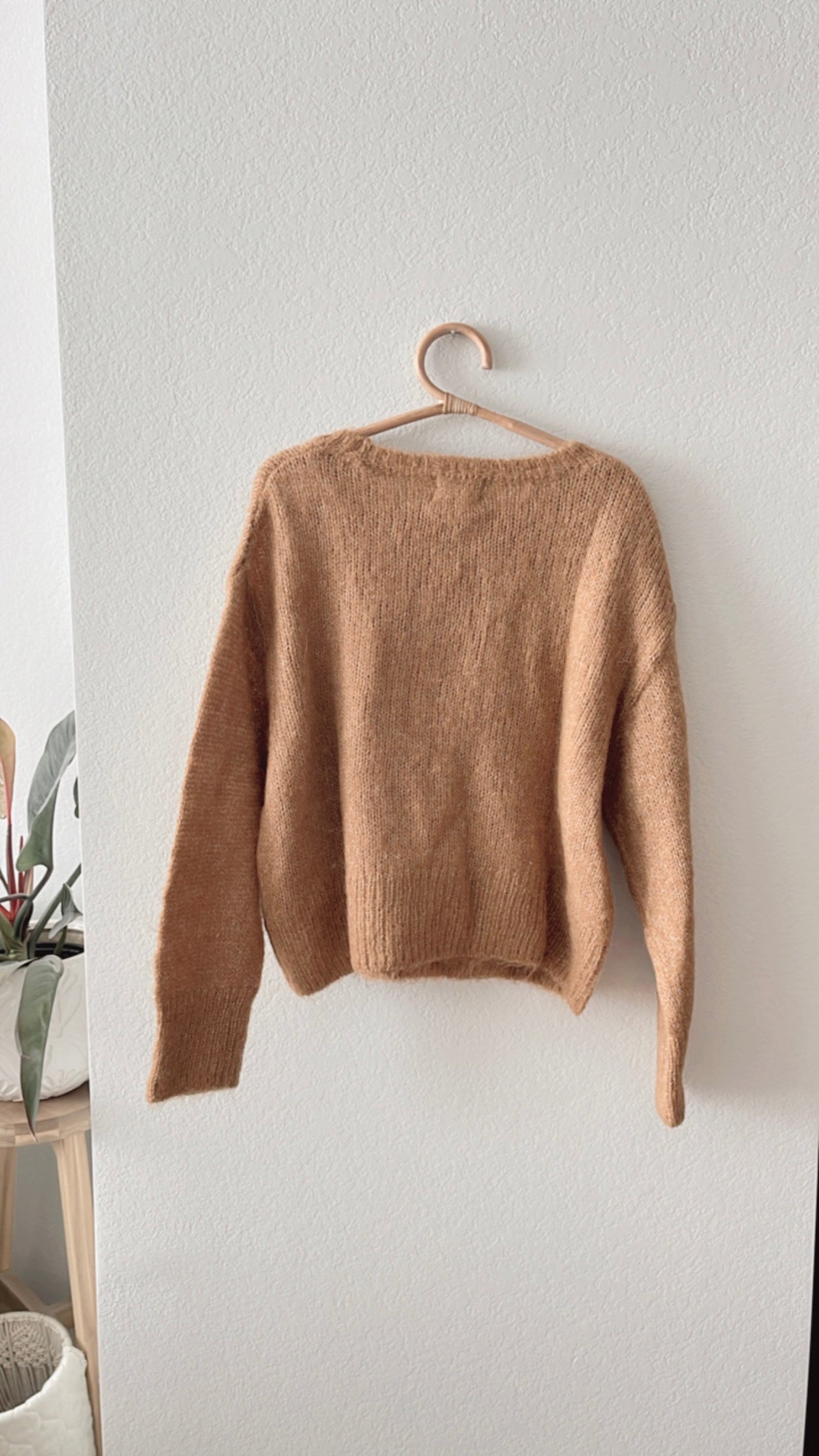 NWOT H&M Alpaca Sweater (LARGE)