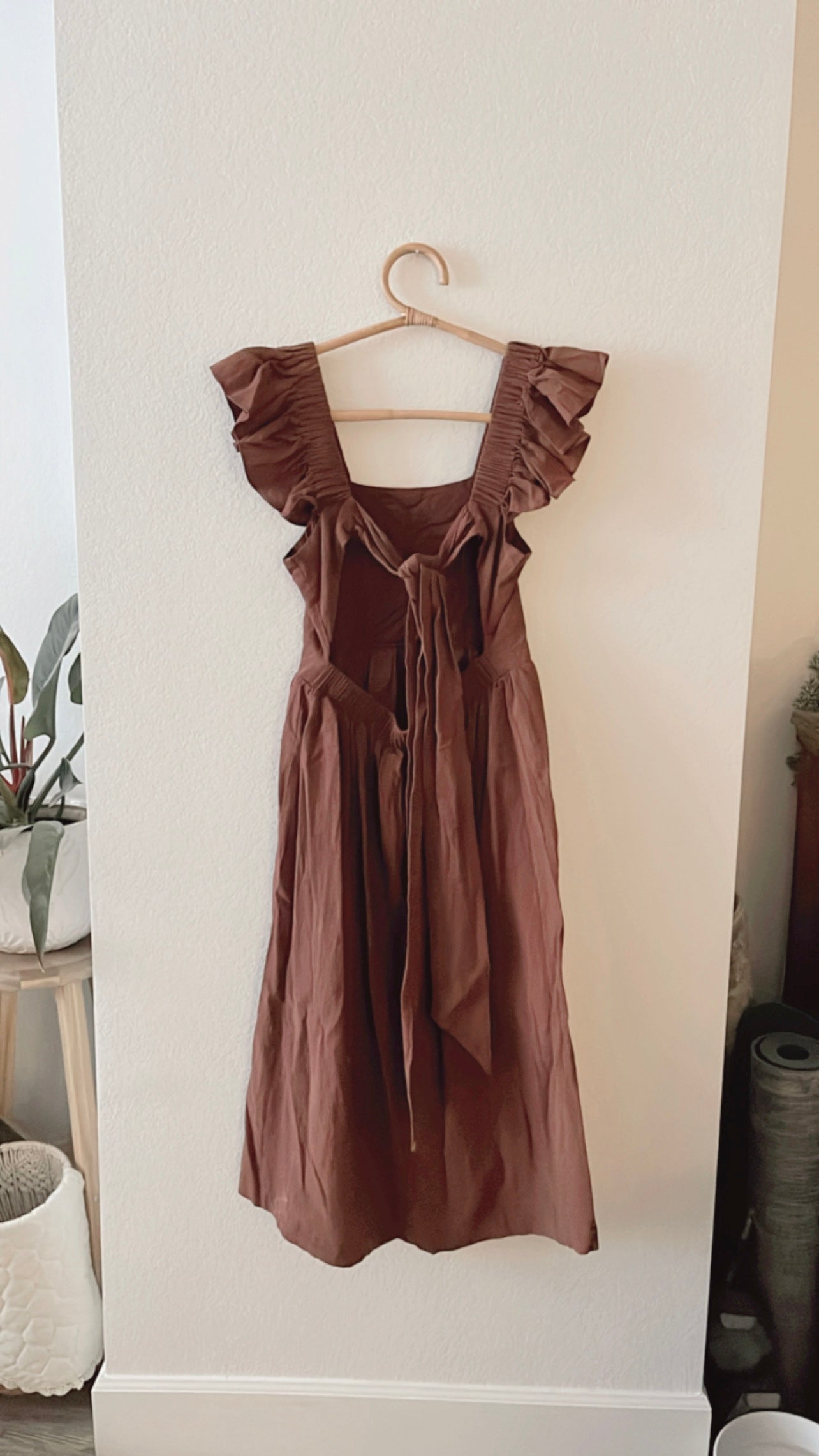 NWOT Jade by Jane Ruffle Sleeve Dress (SMALL)