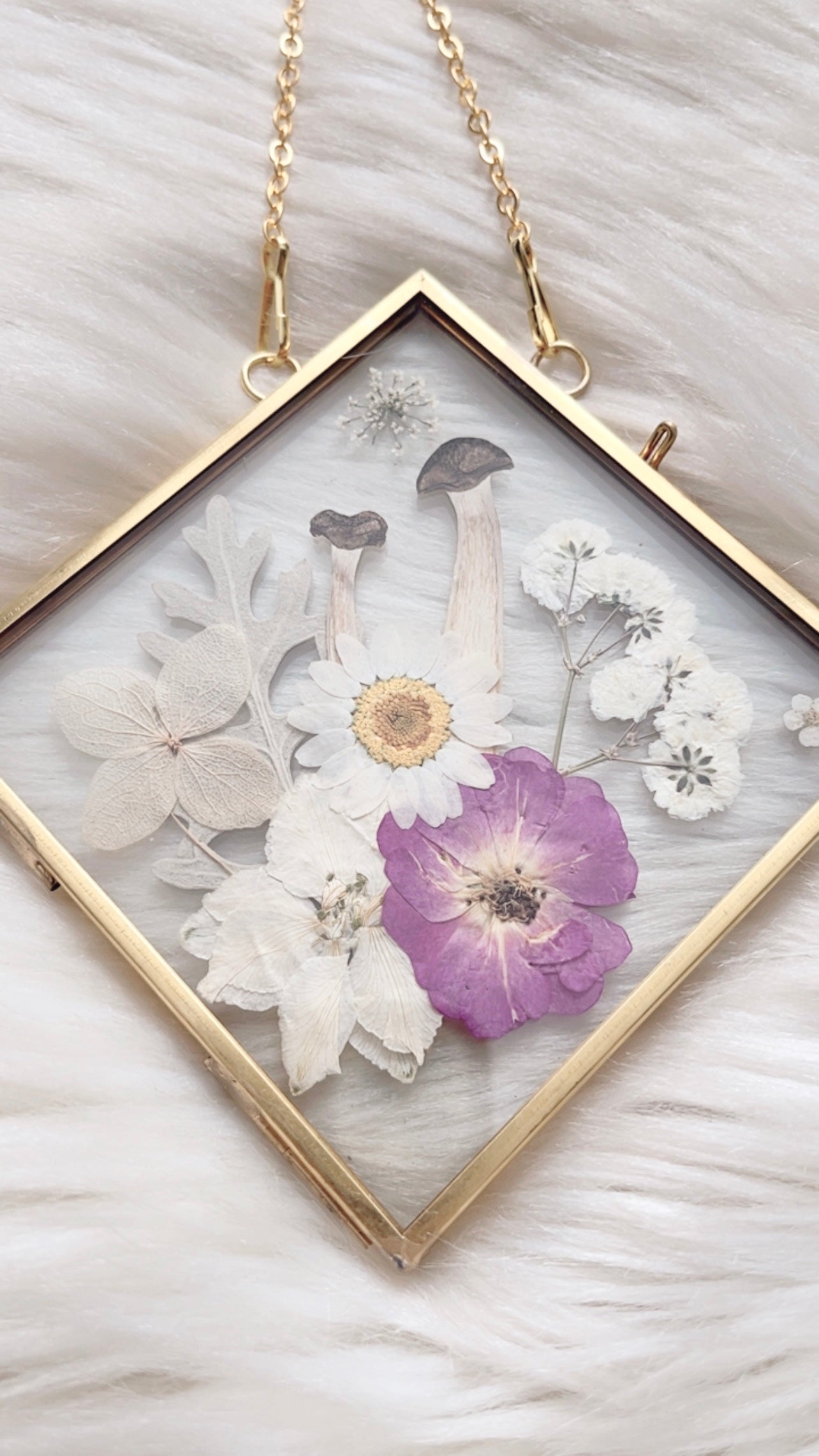 Margret Mushie Floral Frame <5.5x5.5in>
