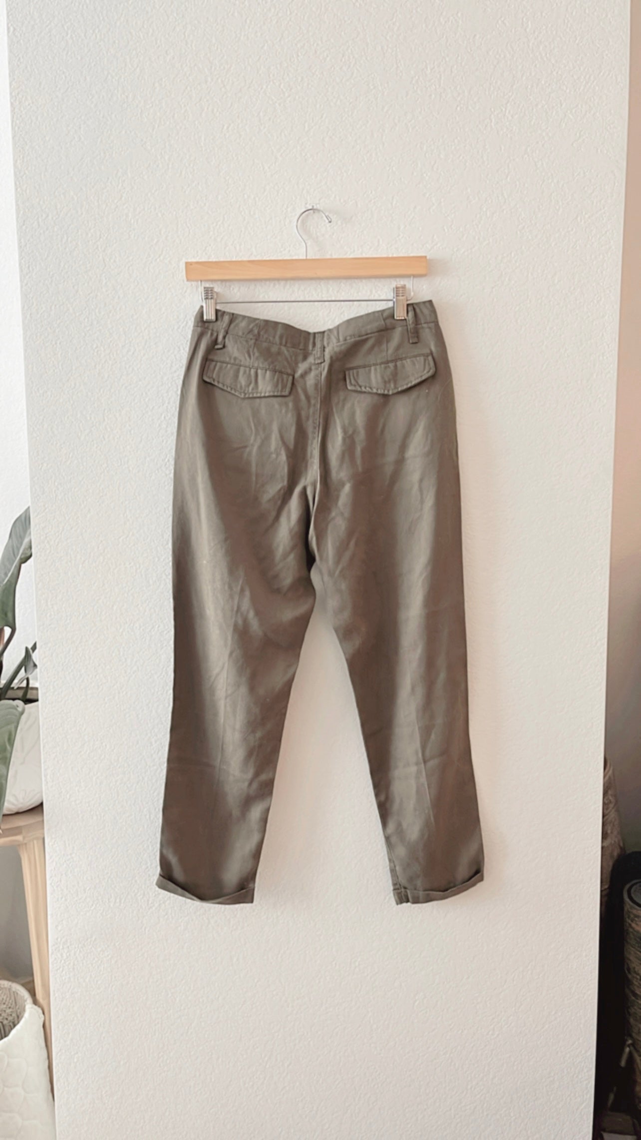 NWOT Pistola Pants (SIZE 26)