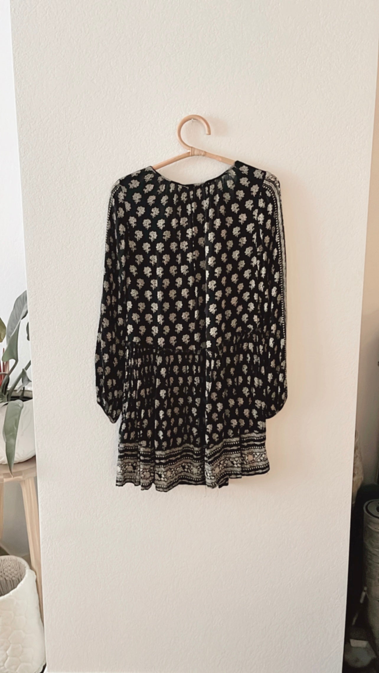 EUC Zara Dress (SMALL)