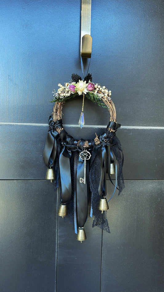 ❋ October 12 in LAFAYETTE ❋ 10:30a - Witchy Hecate Wreath Hanging