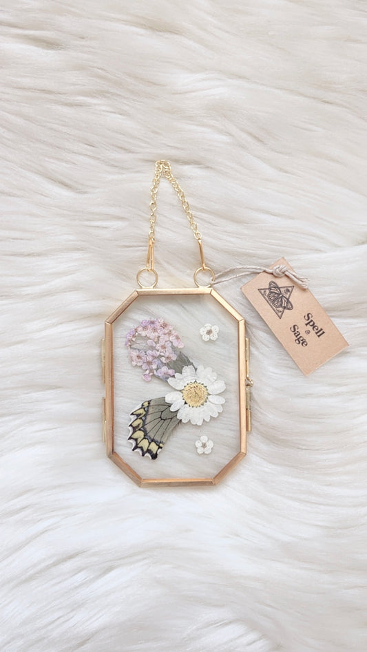 Amira Butterfly Floral Frame <2.5x3.5in>