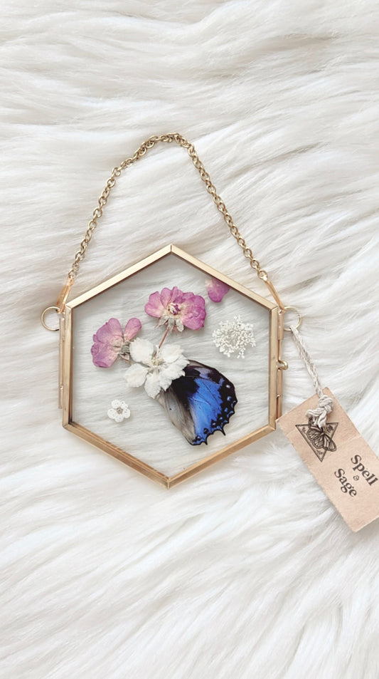 Aurora Butterfly Floral Frame <3.25x3.75in>