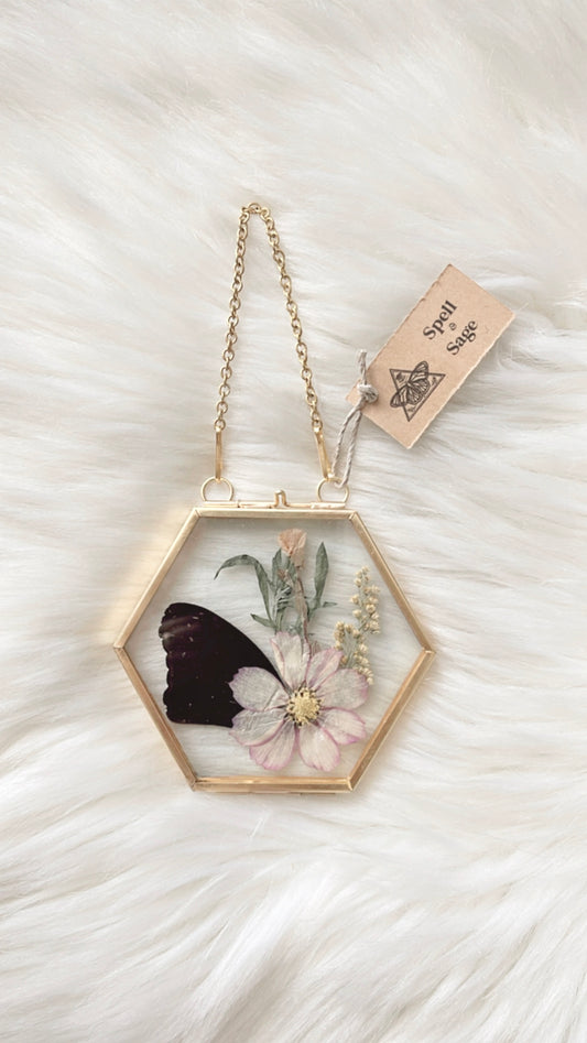 Beatrice Butterfly Floral Frame <3.5x3.25in>
