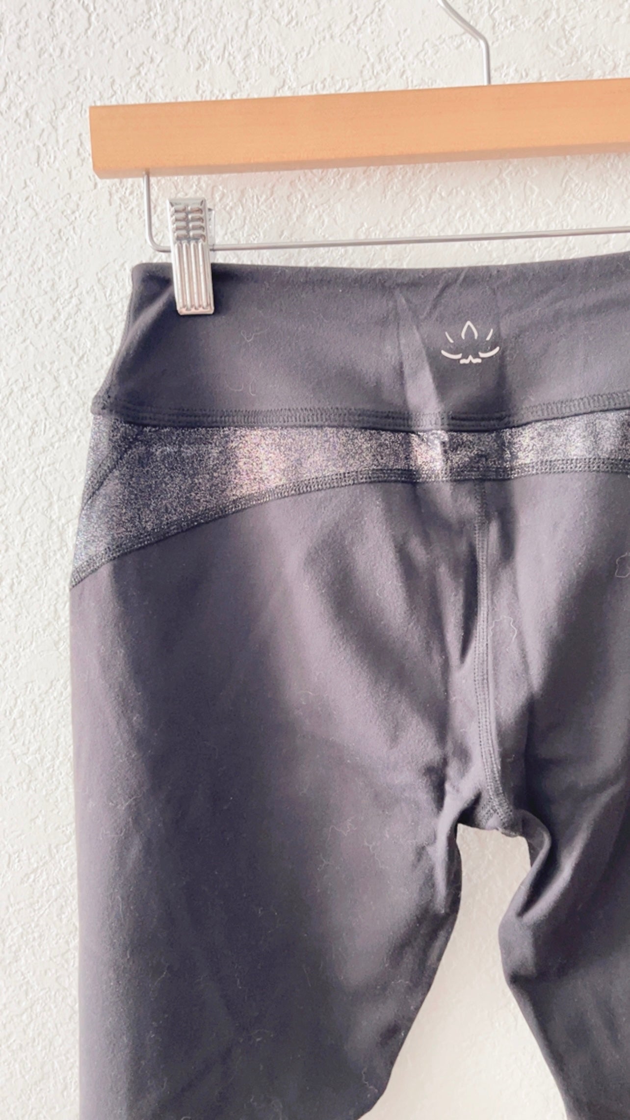 NWOT Beyond Yoga Shimmer Panel Leggings (MEDIUM)