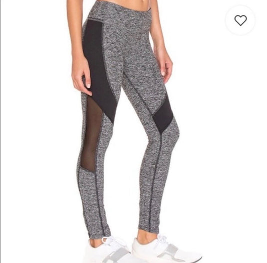 NWT Beyond Yoga Spaced Mesh Panel Leggings (MEDIUM)