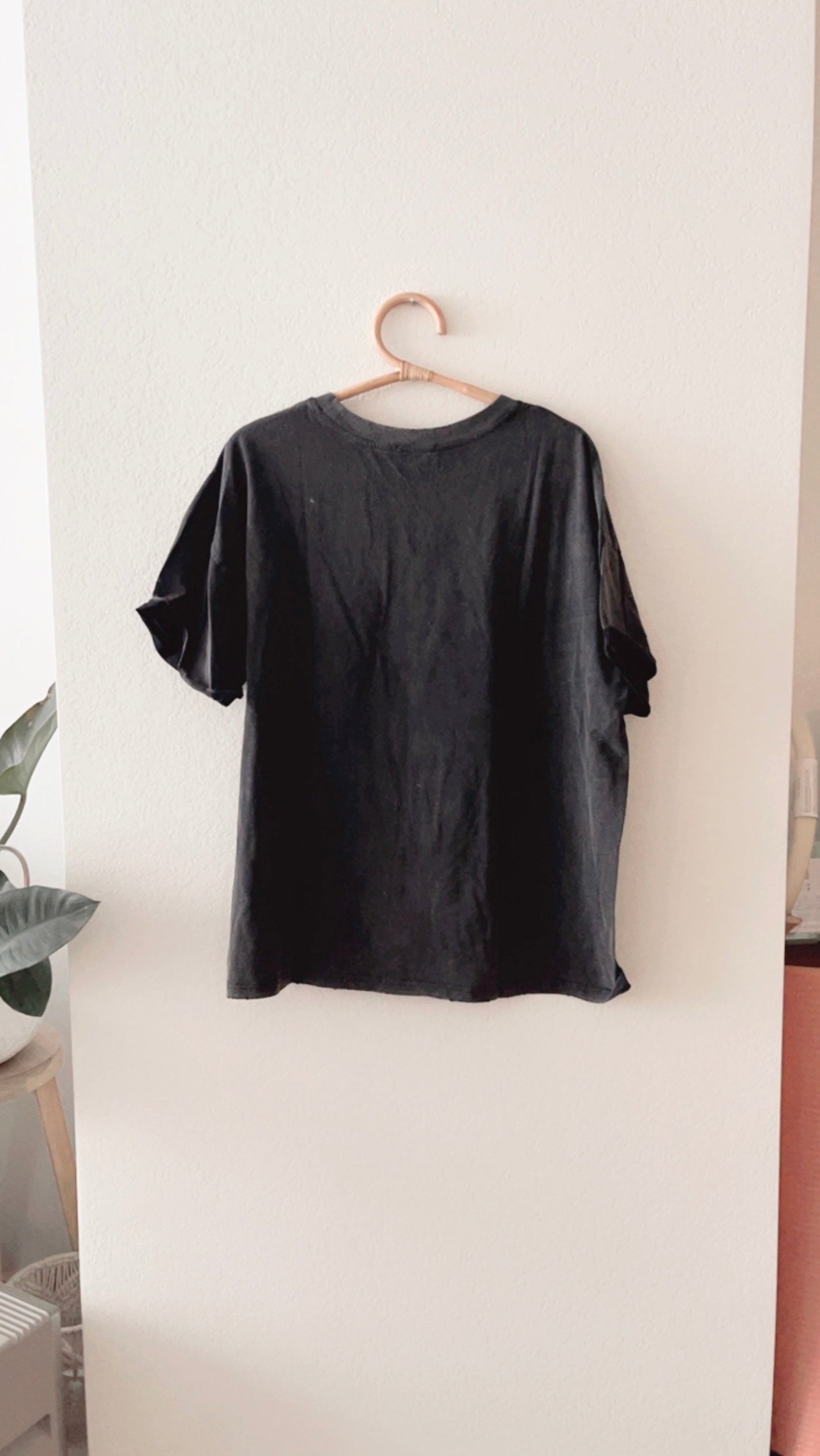 NWOT Refined Canvas Fancy Tee (LARGE)