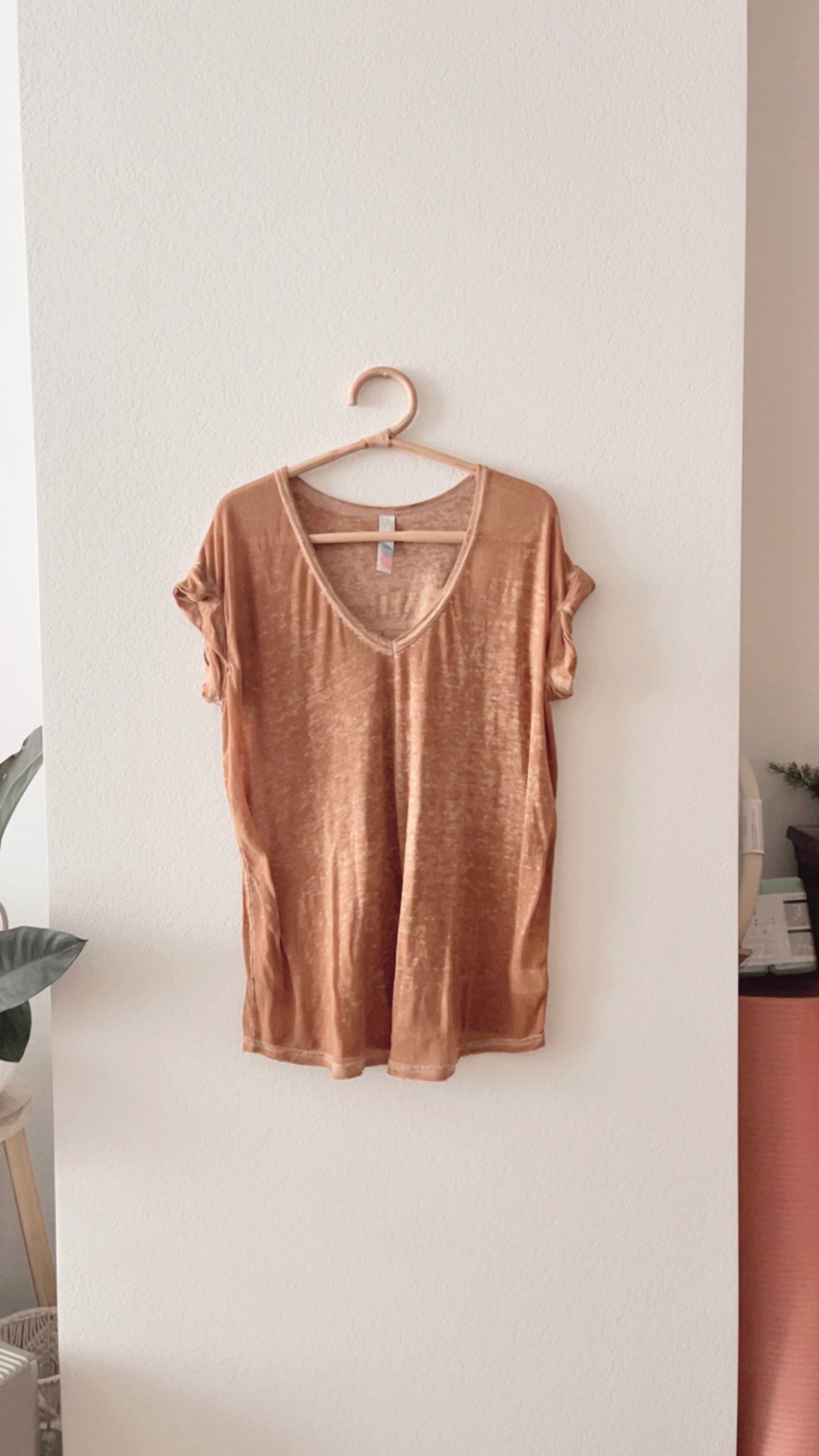 EUC Free People Beach Tee (SMALL)