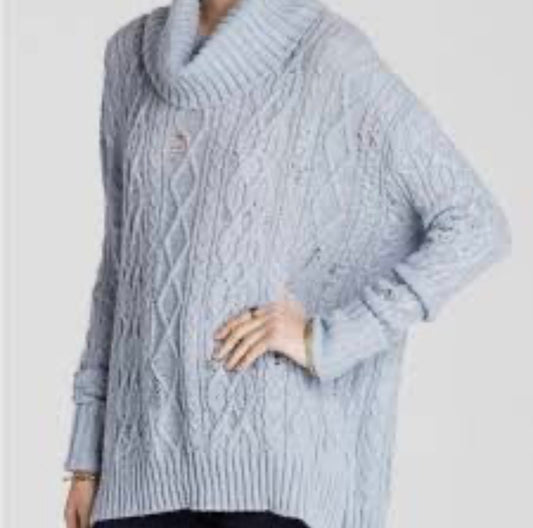 EUC Free People Distressed Complex Cable Knit Sweater (MEDIUM)