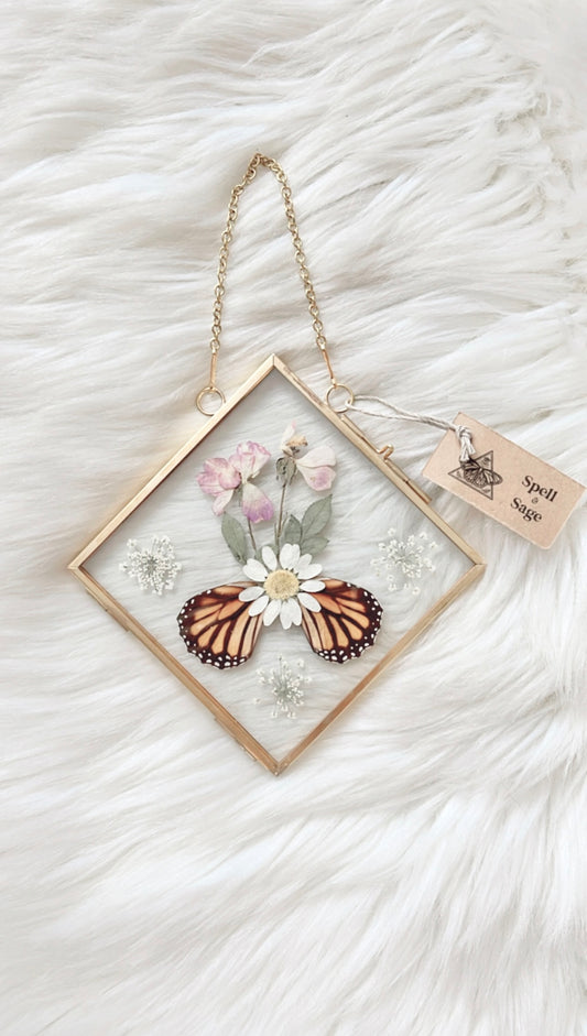 Gayle Butterfly Floral Frame <5.5x5.5in>