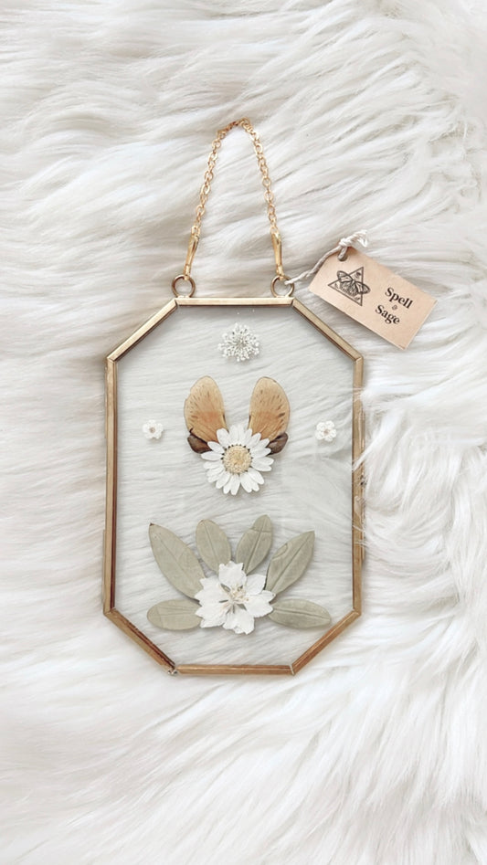 Gwendolyn Cicada Floral Frame <4.25x6.25in>