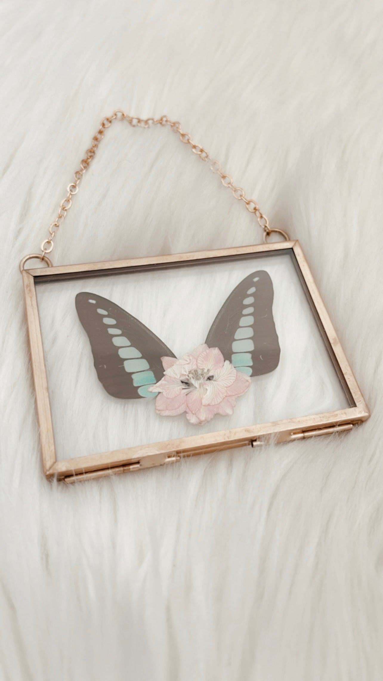 Jules Butterfly Floral Frame