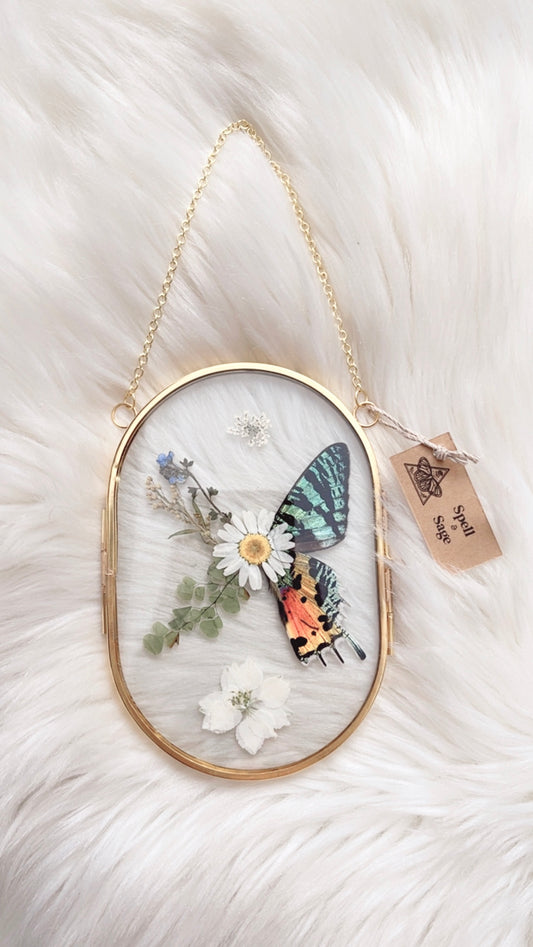 Jules Moth Floral Frame <4x6in>