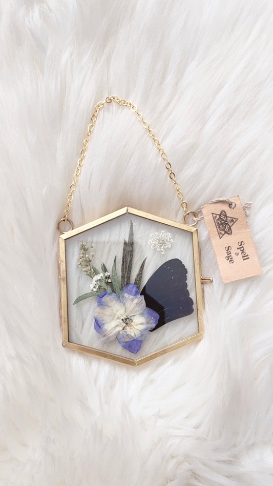 Lila Butterfly Floral Frame <3.25x3.75in>