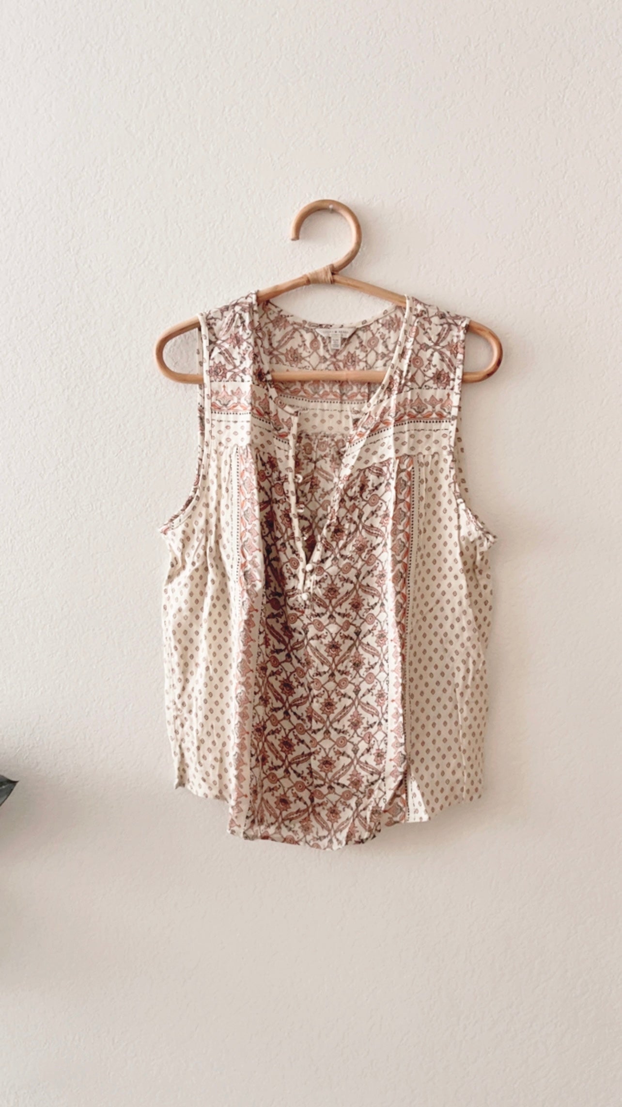 EUC Lucky Brand Lana Top (LARGE)