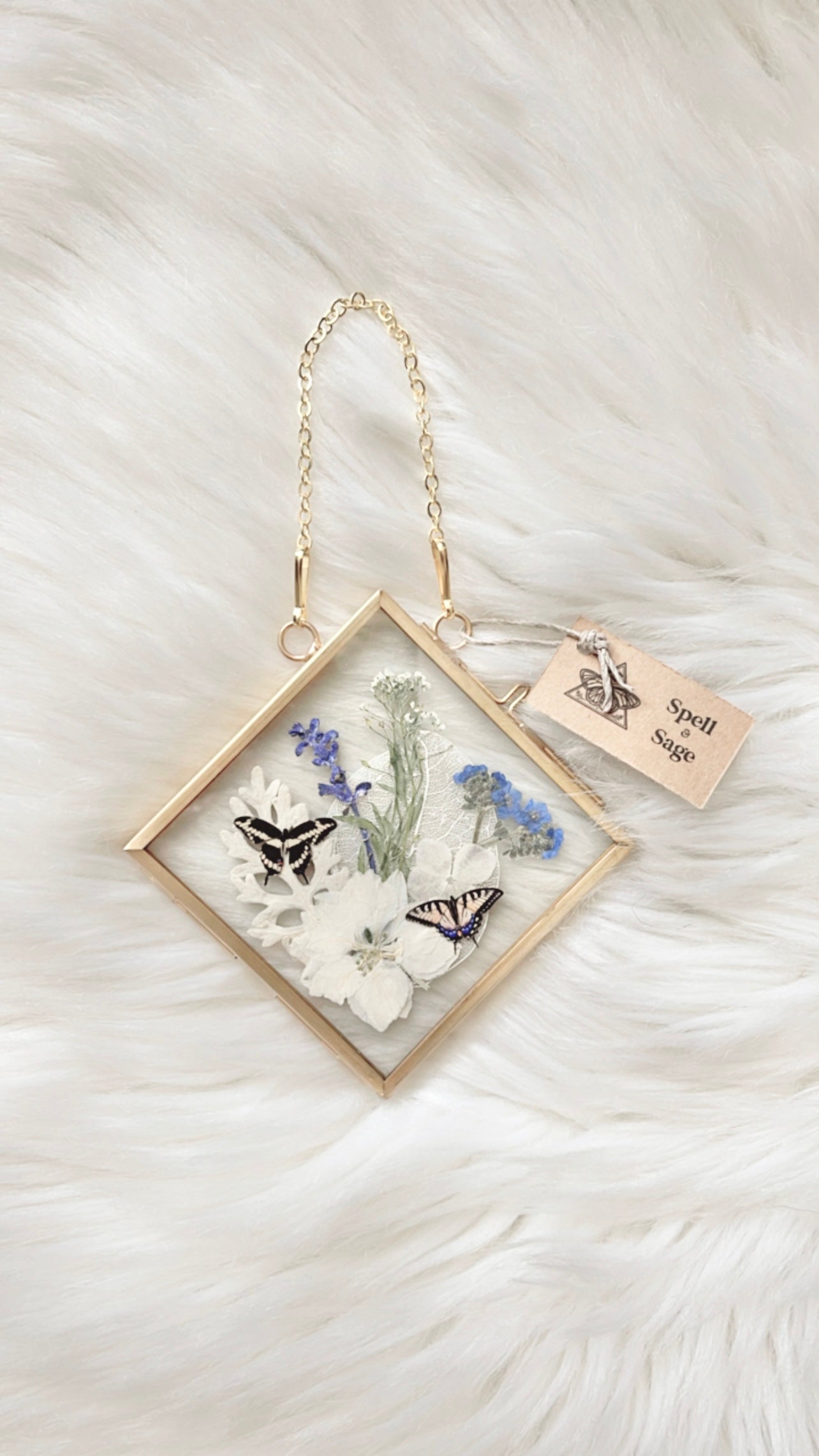 Lydia Paper Replica Floral Frame <4.75x4.75in>