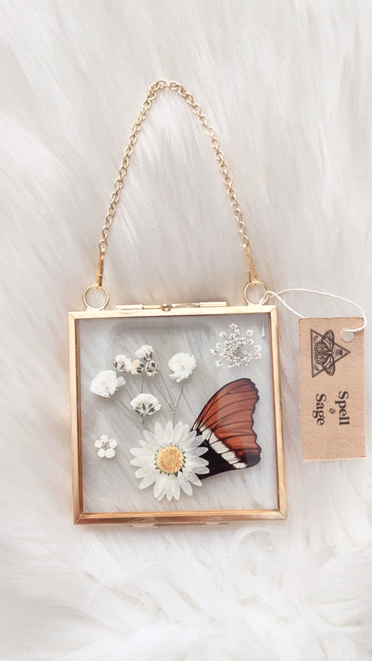 Maddie Butterfly Floral Frame <3x3in>