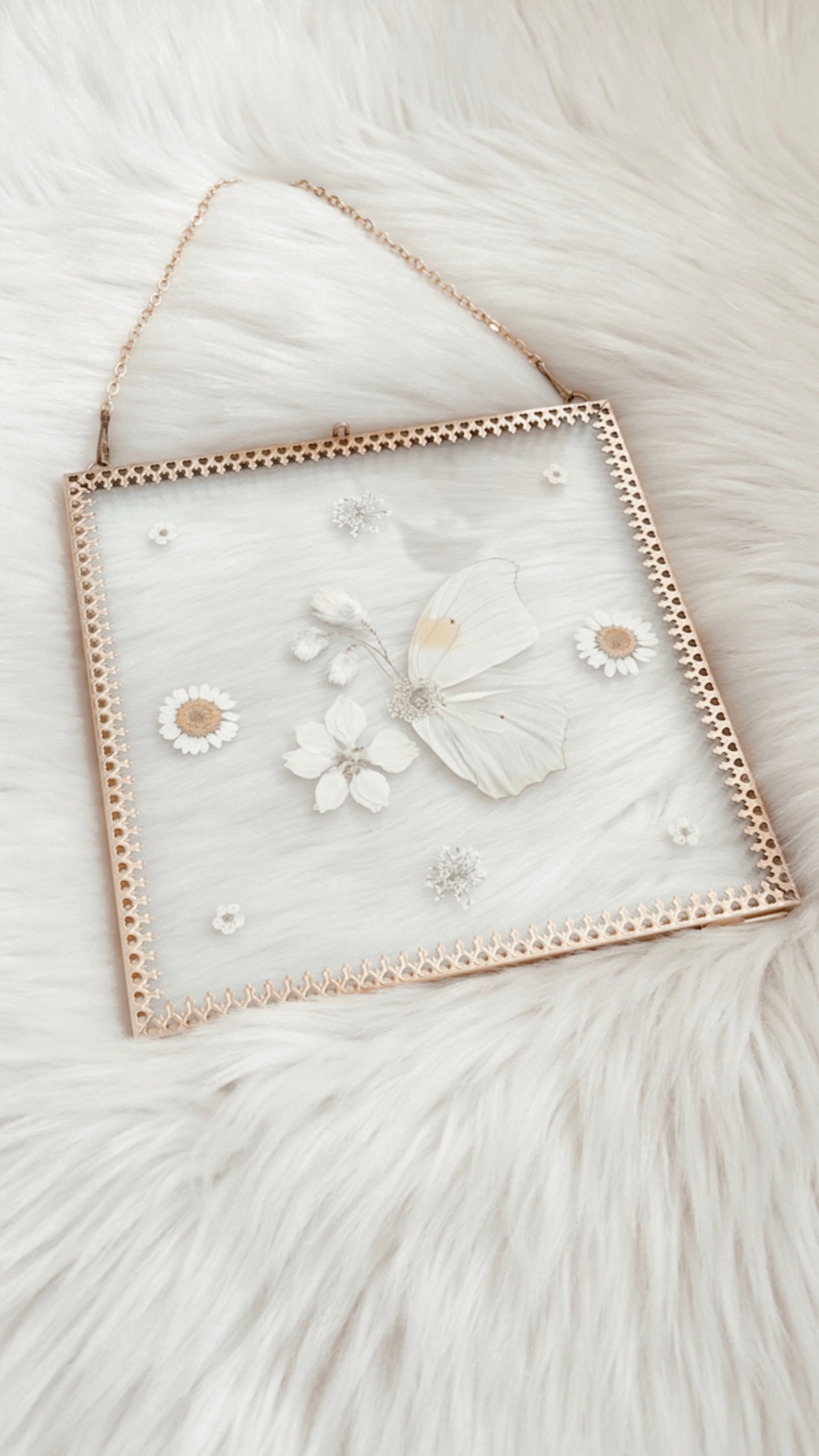 Madeleine Butterfly Floral Frame