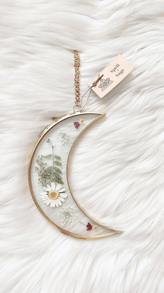 Mandy Moon Floral Frame <5.5in>