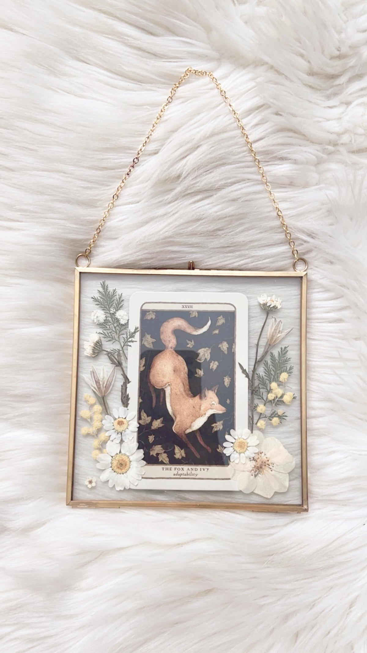 The Fox and Ivy Oracle Floral Frame